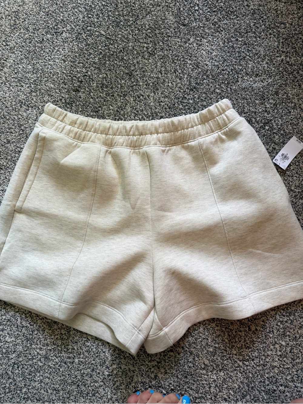 Old Navy Cream Elastic-Waist Athletic Shorts
